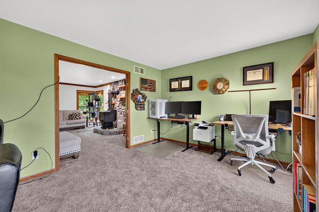 S93W33523 Fieldside COURT, Mukwonago, WI 53149