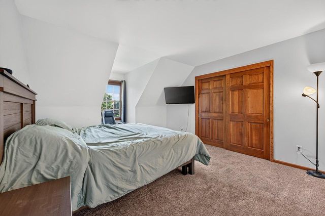S93W33523 Fieldside COURT, Mukwonago, WI 53149
