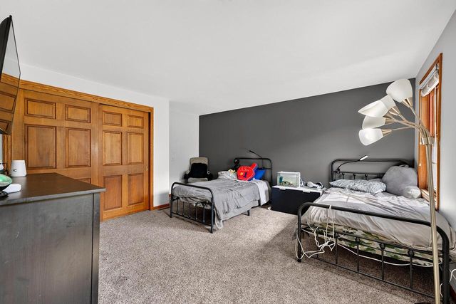 S93W33523 Fieldside COURT, Mukwonago, WI 53149