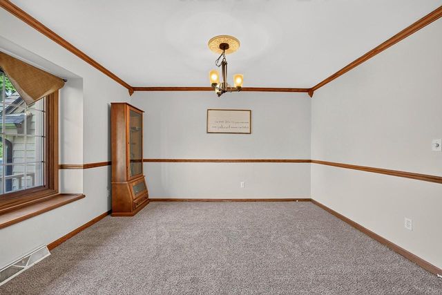 S93W33523 Fieldside COURT, Mukwonago, WI 53149