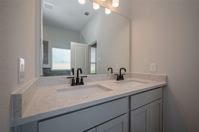 12934 California Palm Court, Hockley, TX 77447