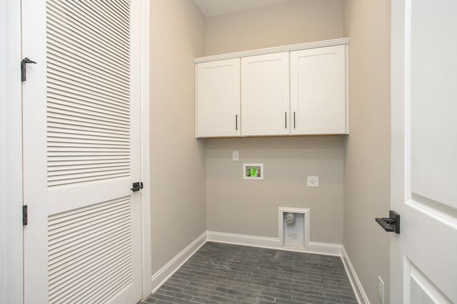 5956 Hunt Valley Drive, Spring Hill, TN 37174