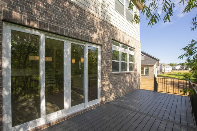 5956 Hunt Valley Drive, Spring Hill, TN 37174