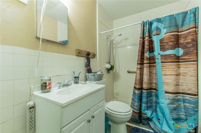 2522 Jackson Drive, Gatesville, TX 76528