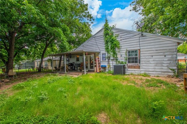 2522 Jackson Drive, Gatesville, TX 76528