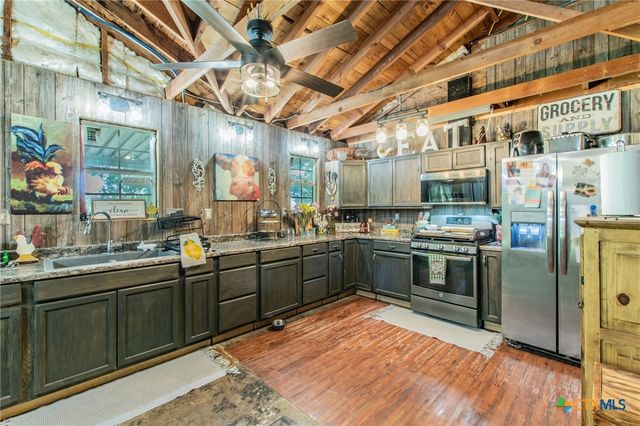 2522 Jackson Drive, Gatesville, TX 76528
