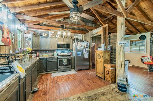 2522 Jackson Drive, Gatesville, TX 76528
