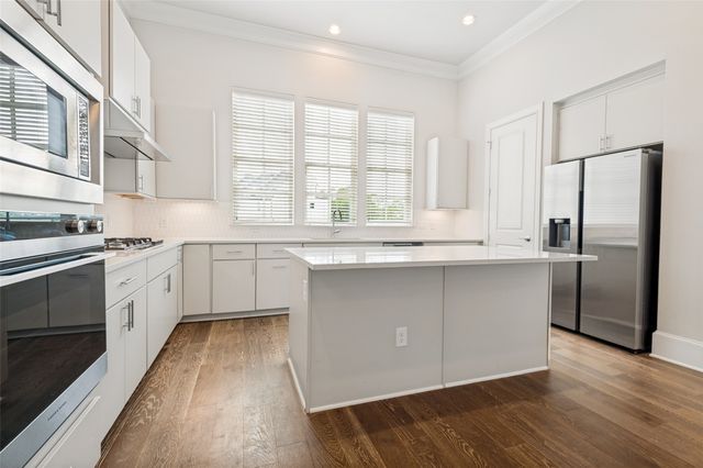 4666 New Water Lane, Dallas, TX 75219
