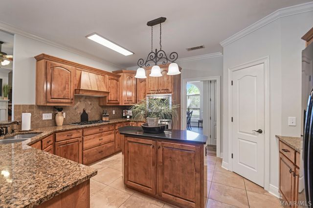 2713 WYNFREY Drive, Prattville, AL 36067