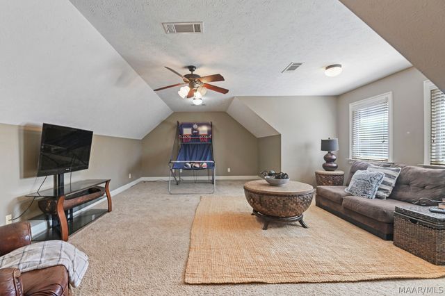 2713 WYNFREY Drive, Prattville, AL 36067