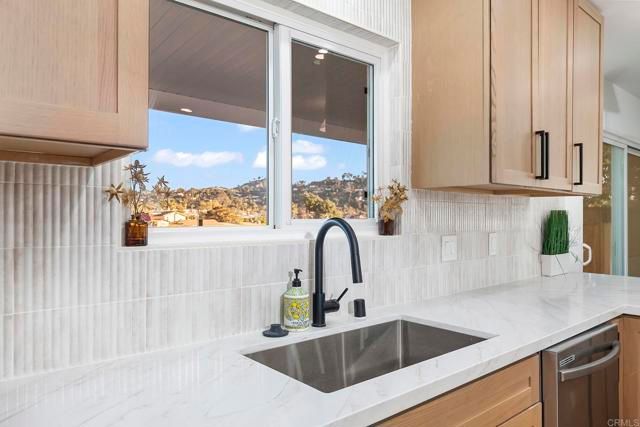 5995 BROADMOOR DR, La Mesa, CA 91942