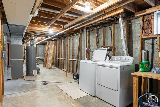 113 W Ridgeway ST, Carbondale, KS 66414