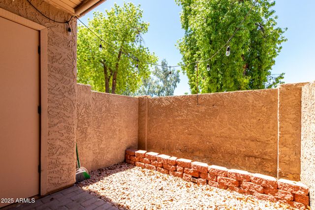 1942 S EMERSON Street 112, Mesa, AZ 85210