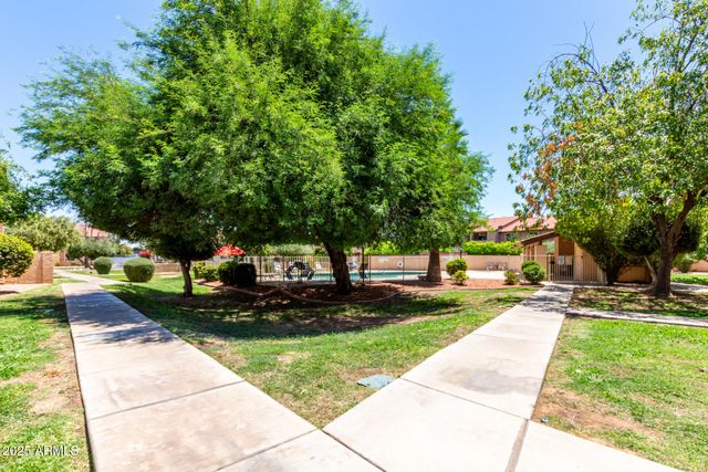 1942 S EMERSON Street 112, Mesa, AZ 85210