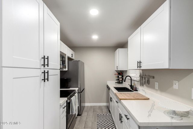 1942 S EMERSON Street 112, Mesa, AZ 85210