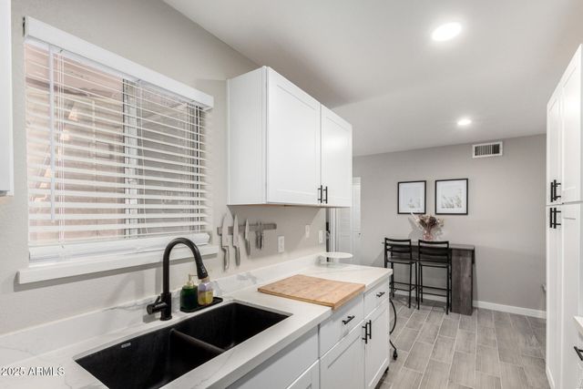 1942 S EMERSON Street 112, Mesa, AZ 85210