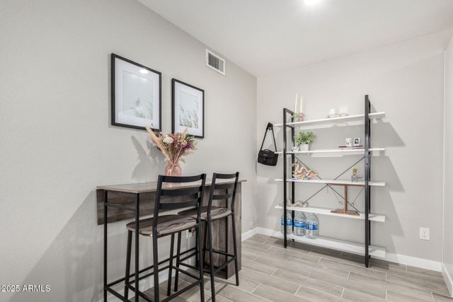 1942 S EMERSON Street 112, Mesa, AZ 85210