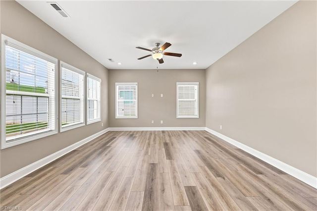 3457 River Farm Drive, Kernersville, NC 27284