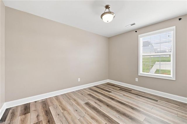 3457 River Farm Drive, Kernersville, NC 27284