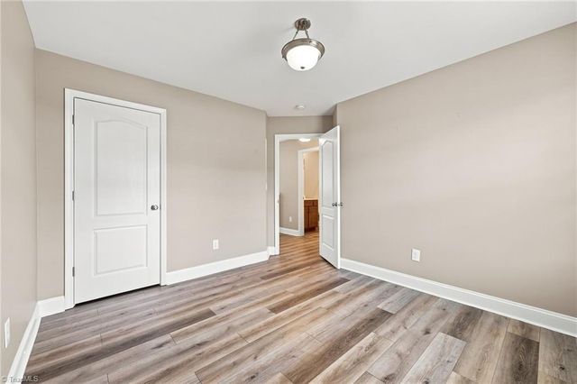 3457 River Farm Drive, Kernersville, NC 27284