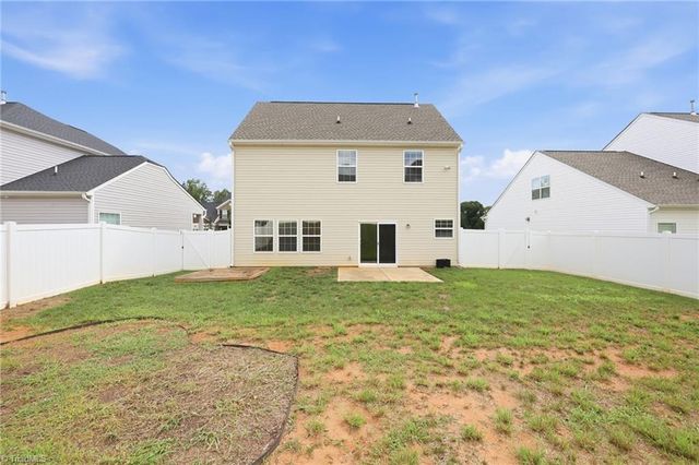 3457 River Farm Drive, Kernersville, NC 27284