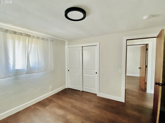 2767 W LANGENBERG Ave, Roseburg, OR 97471