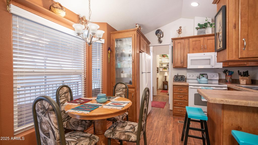 71 JACKNIFE Drive 71, Apache Junction, AZ 85119