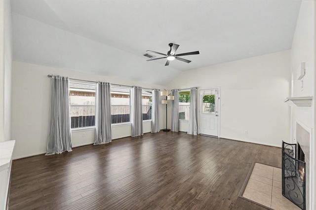 26892 Armor Oaks Drive, Humble, TX 77339