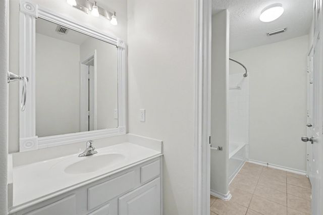26892 Armor Oaks Drive, Humble, TX 77339