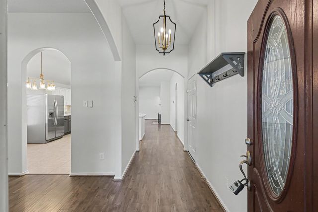 26892 Armor Oaks Drive, Humble, TX 77339