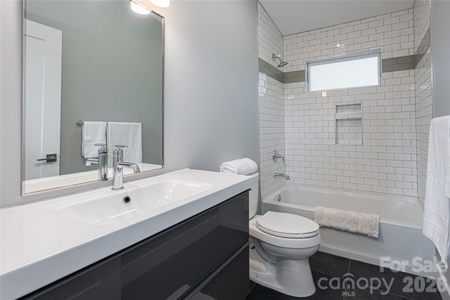 122 Terrace Drive, Weaverville, NC 28787