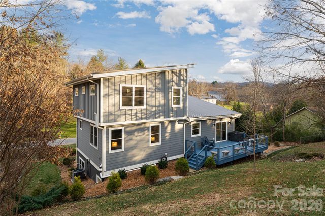 122 Terrace Drive, Weaverville, NC 28787