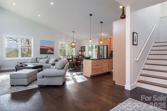 122 Terrace Drive, Weaverville, NC 28787