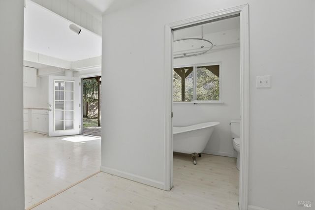 10 Pedrini Way, Lagunitas, CA 94938