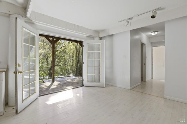 10 Pedrini Way, Lagunitas, CA 94938