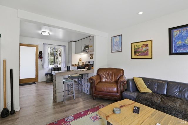 10 Pedrini Way, Lagunitas, CA 94938