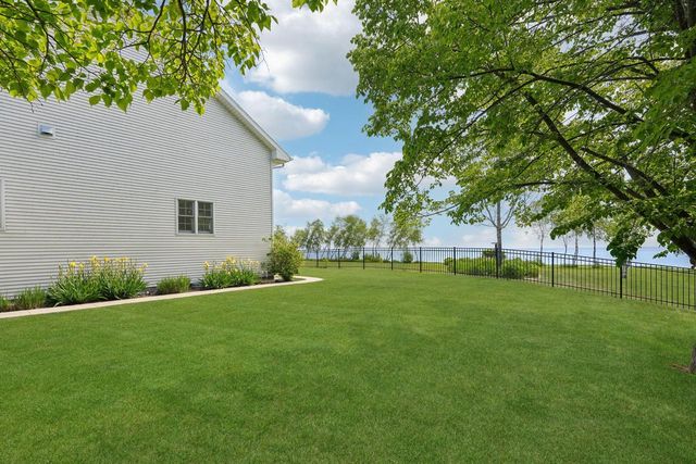 4635 S 10th STREET, Manitowoc, WI 54220