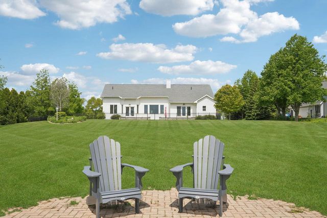 4635 S 10th STREET, Manitowoc, WI 54220