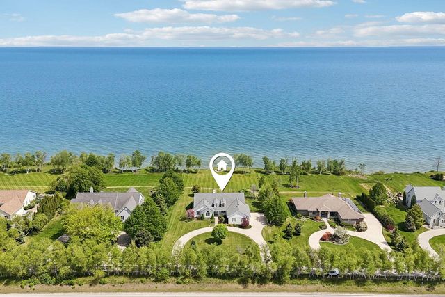 4635 S 10th STREET, Manitowoc, WI 54220