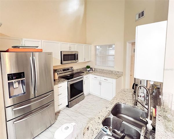 1486 FARRINDON CIRCLE, Lake Mary, FL 32746