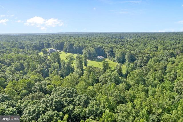 1185 BELLE MEADE RD, Bumpass, VA 23024