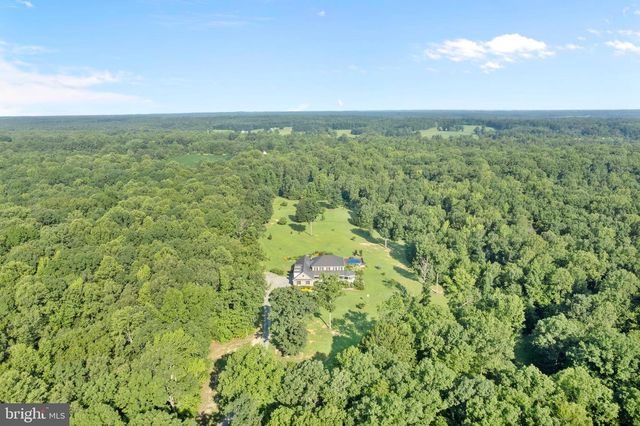 1185 BELLE MEADE RD, Bumpass, VA 23024