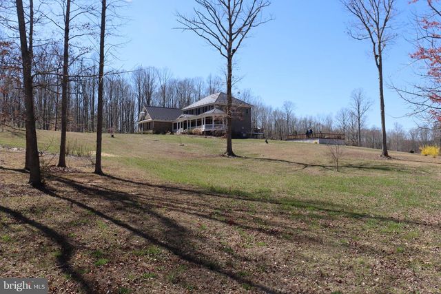 1185 BELLE MEADE RD, Bumpass, VA 23024