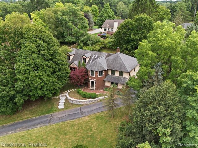 3351 Proctor Lane, Oakland, MI 48363
