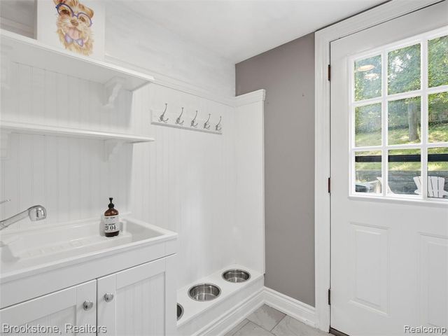 3351 Proctor Lane, Oakland, MI 48363