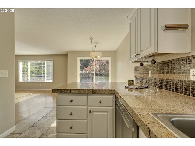 41816 Nw BROADSHIRE Ln, Banks, OR 97106