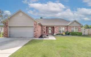 17 Jacob Cove, Ward, AR 72176