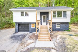 10 Maple Dr, Vernon Twp., NJ 07461