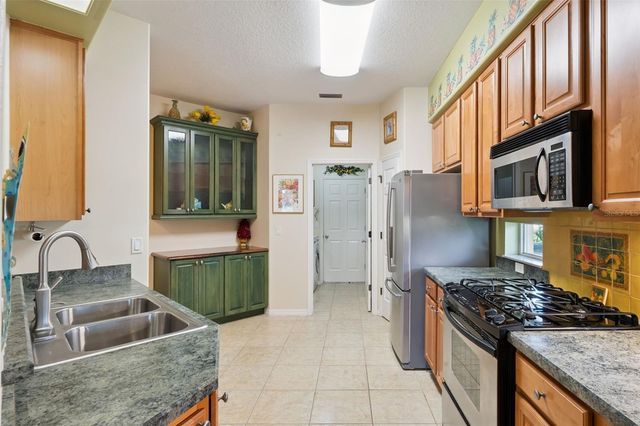 21325 ROYAL TROON DRIVE, Leesburg, FL 34748