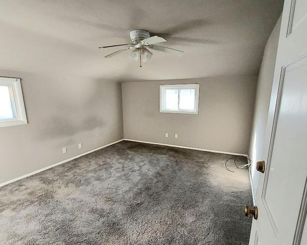 3905 N Farwell AVENUE, Shorewood, WI 53211